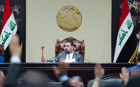پەرلەمانی عێراق فەرماندەی هێزی دەریایی و چەند بەرپرسێک لە پۆستەکانیان لادەدات